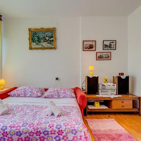 Apartament Grdelin